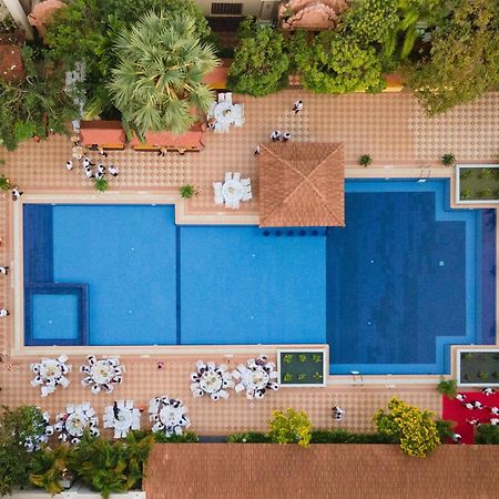 Hotel Somadevi Angkor Premium Ciudad de Siem Riep Exterior foto