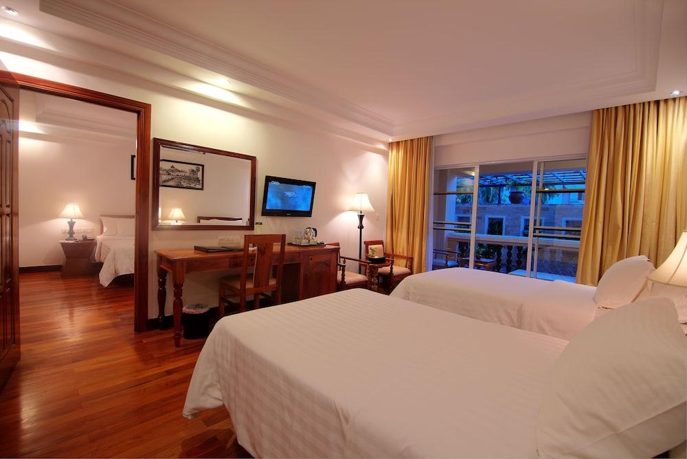 Hotel Somadevi Angkor Premium Ciudad de Siem Riep Exterior foto