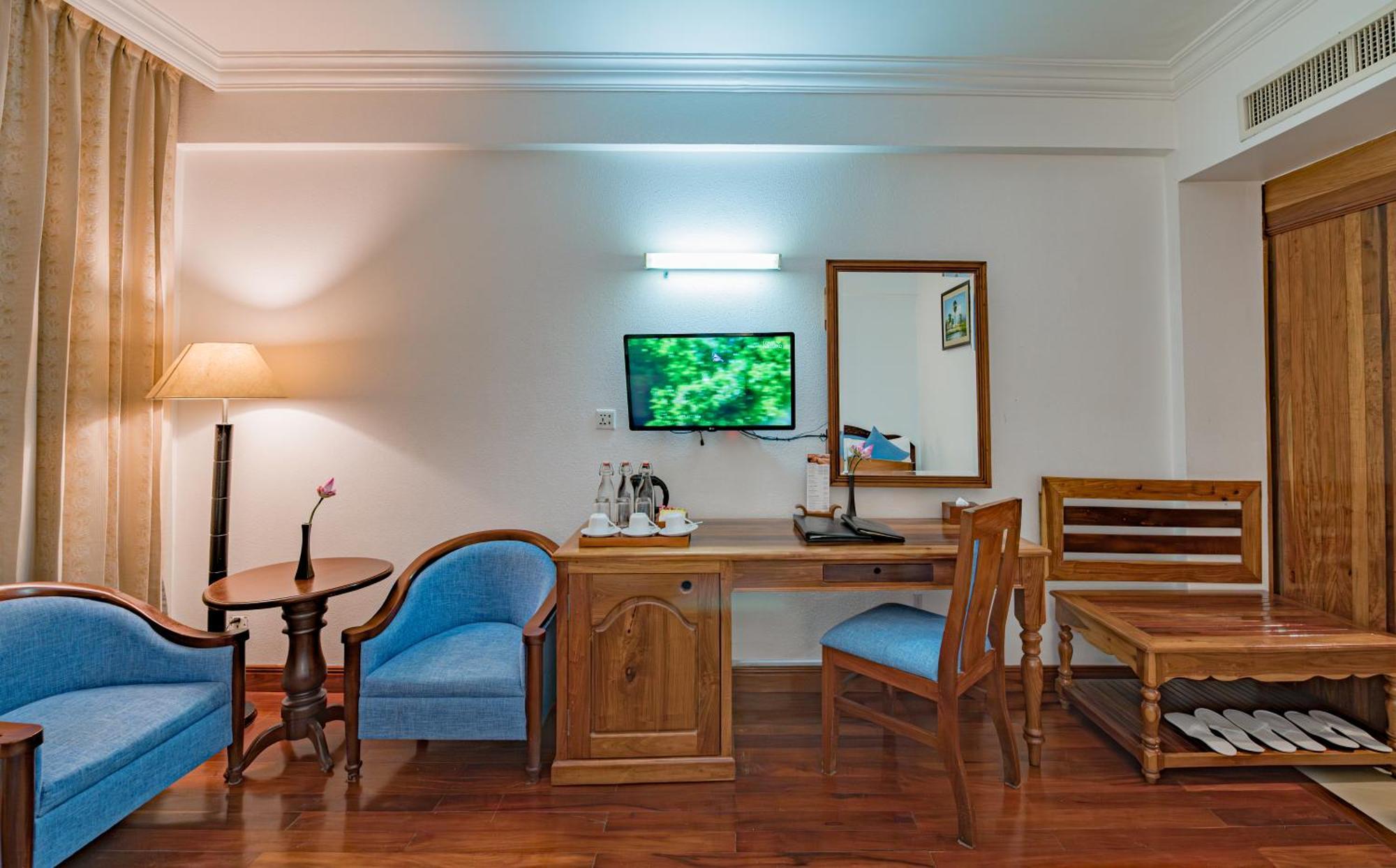Hotel Somadevi Angkor Premium Ciudad de Siem Riep Exterior foto